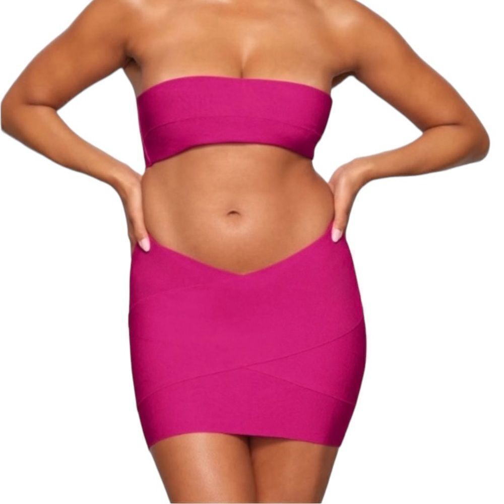 SKIMS Magenta Knit Swim Mini Skirt Sz 4X NWT